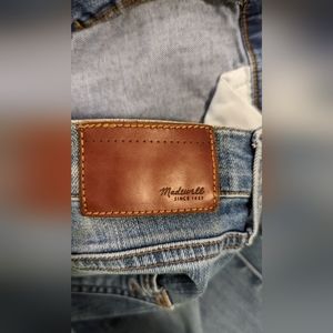 Madewell size 28 jeans